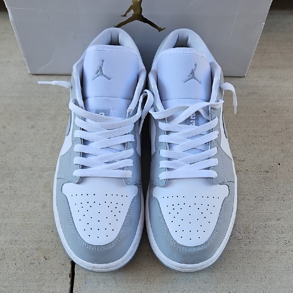 Air Jordan 1 Low Sneakers - Picture 4 of 15